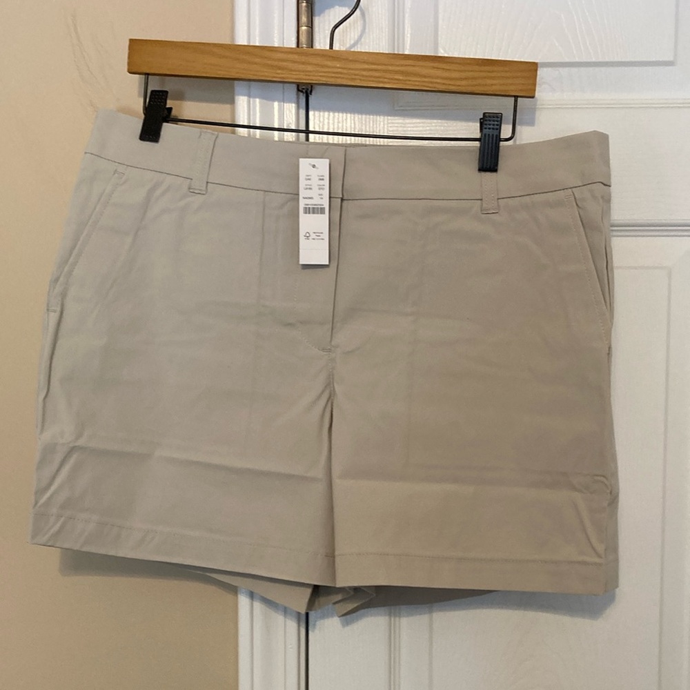 JCrew 5” tech shorts in recycled stretch nylon